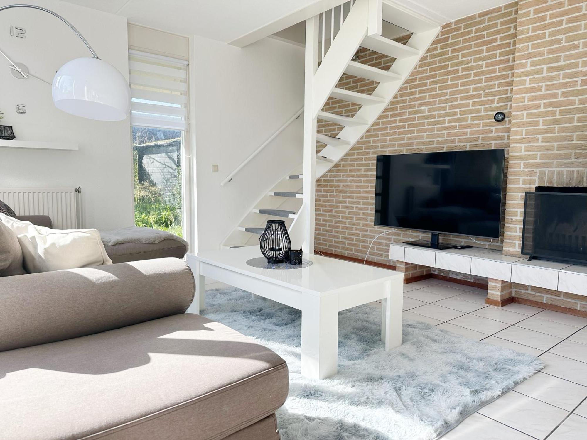 Bungalow 36 Op Recreatiepark De Wielen Sint Maarten Exteriör bild